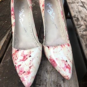 Alice and Olivia heels